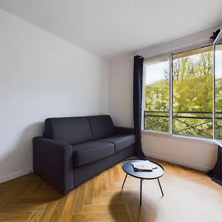 Studio Centre-ville * Rueil-Malmaison
